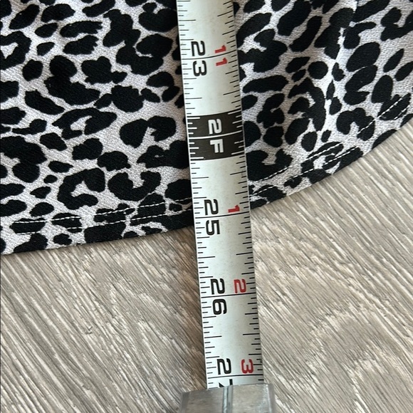 Leopard Print Women's Top - Picture 2 of 5